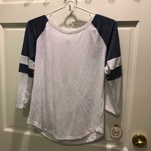 Long sleeve navy blue and white top
